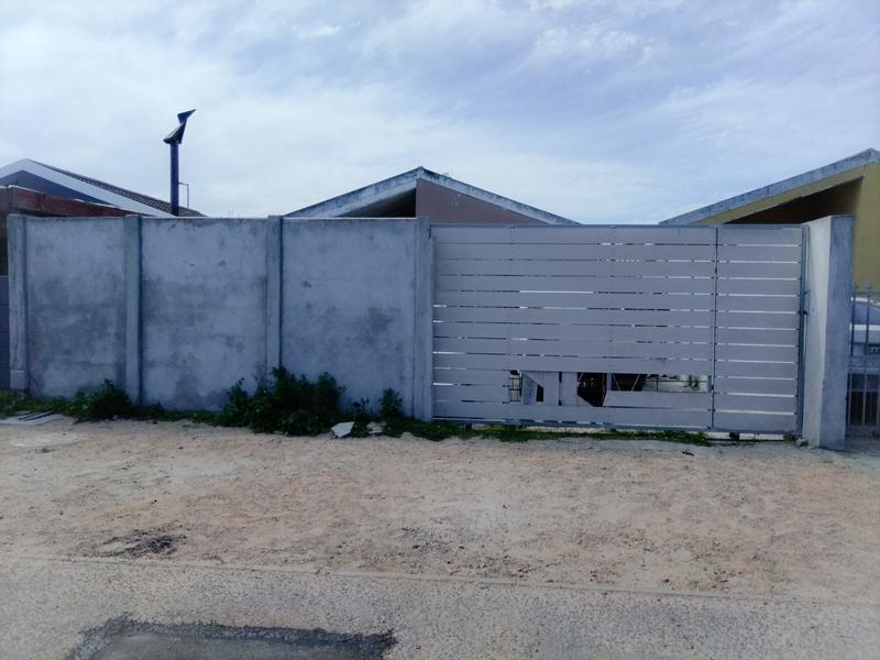 3 Bedroom Property for Sale in Phoenix Western Cape